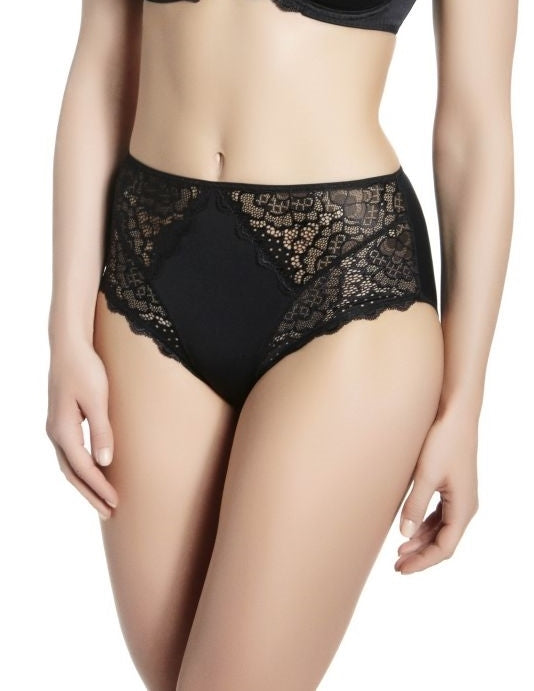 Black High Waist Brief with extra cotton lining that sculpts and supports. Also features delicate lace detailing adding feminine flair.