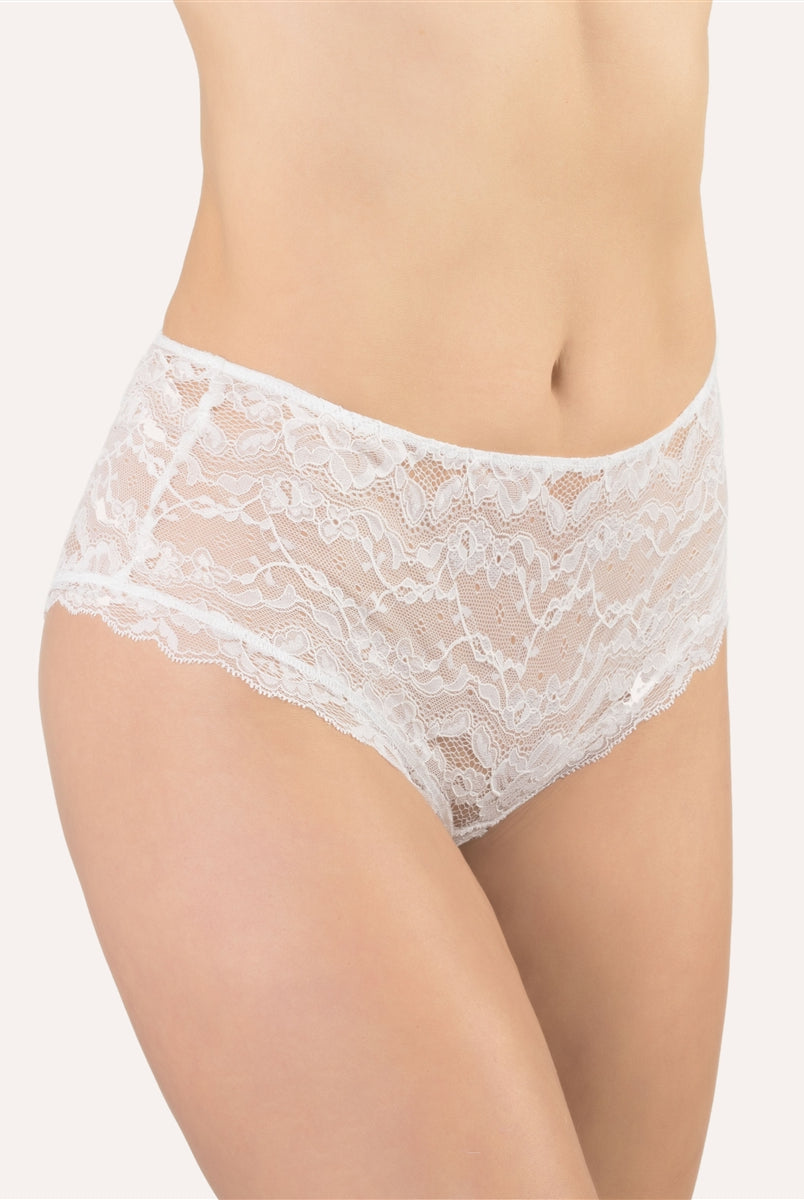Beautiful white lace shorty style brief made in Italy