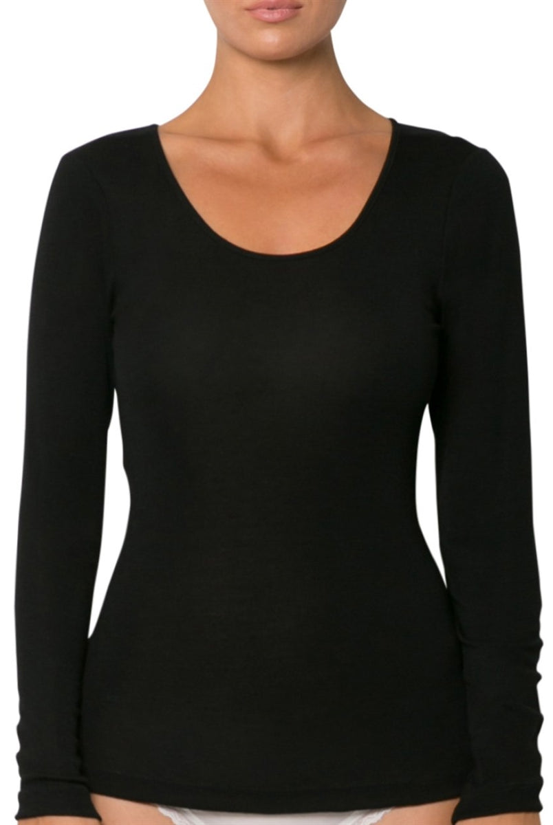 Soft pure Merino wool long sleeve scoop neck top