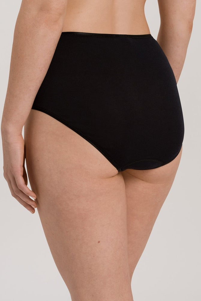 Hanro Cotton Seamless Maxi Briefs - Black - La Donna