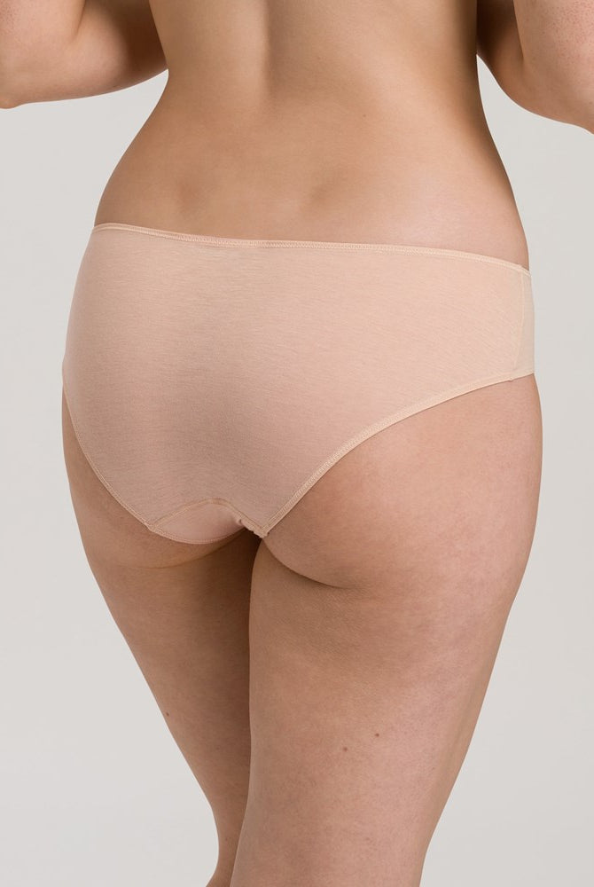 Hanro Ultralight Midi Cotton Briefs - Beige - La Donna