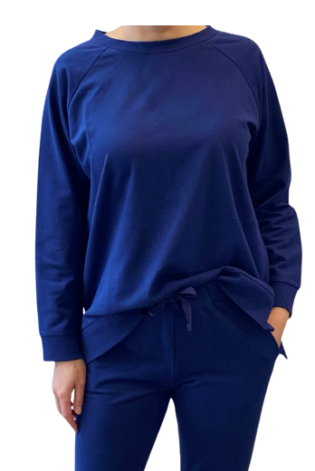 Lounge top that is delicately soft and perfect for daily wear.