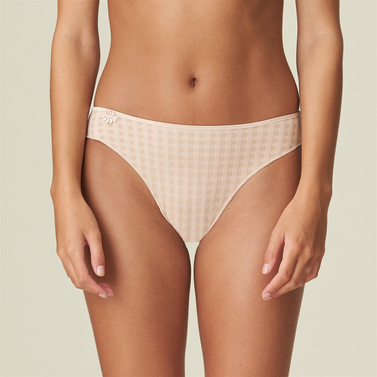 Stylish Rio briefs that are decorated with a sophisticated floral embroidery.