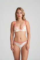 Marie Jo Ayama Thong - La Donna