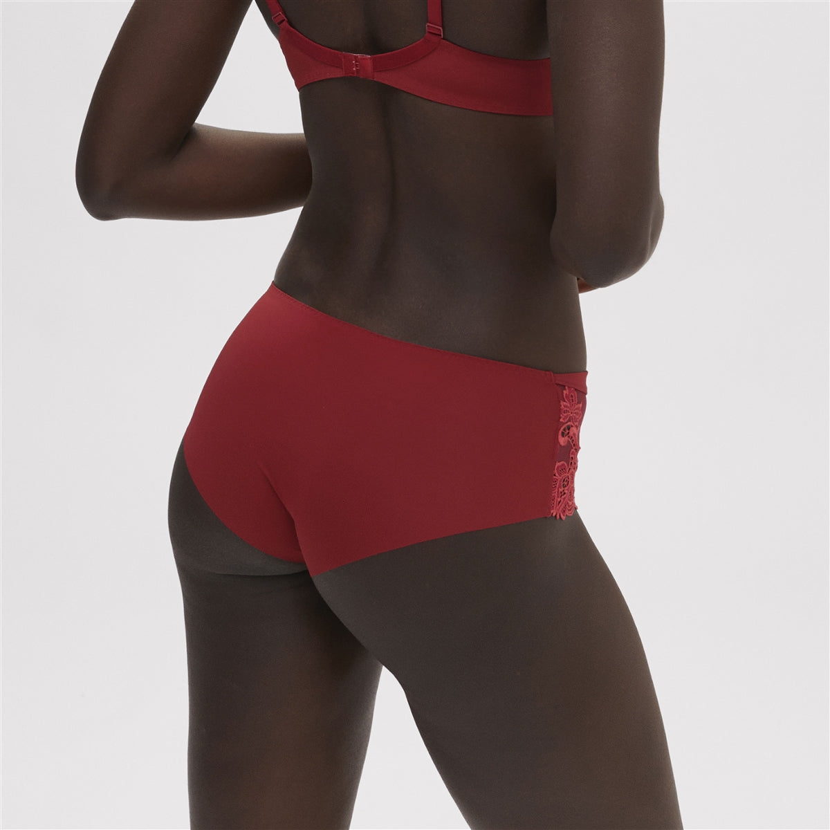 Simone Perele Saga Half Cup Bra - Lipstick Red - La Donna
