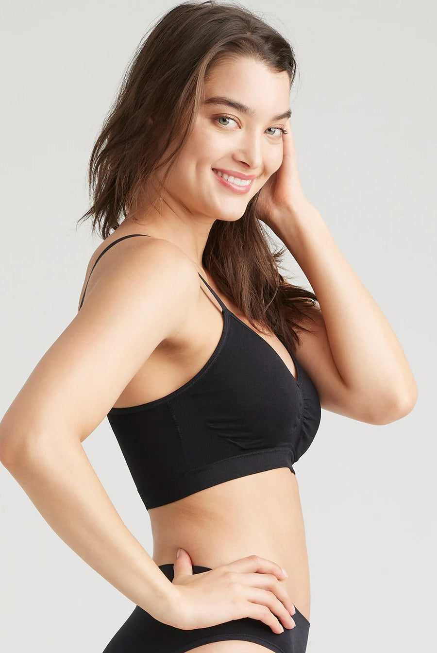 Yummie V-Neck Bralette with Removable Pads - Black - La Donna