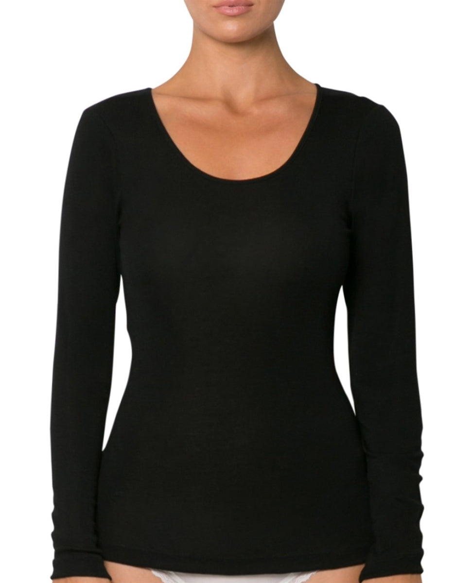 Soft pure Merino wool long sleeve scoop neck top