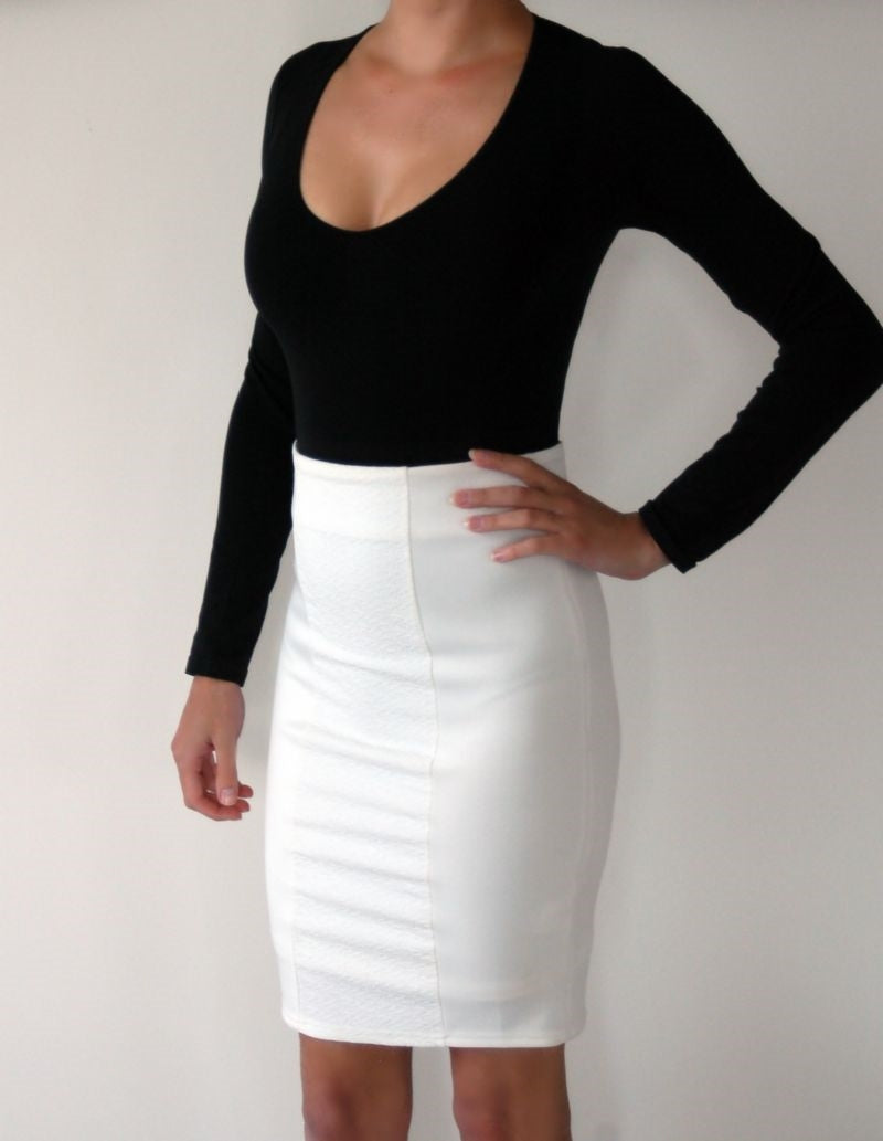 Bellissima Long Sleeve Bodysuit - Black - La Donna