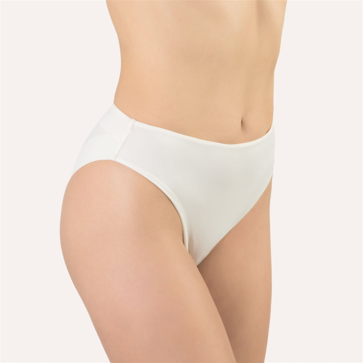 Premium ivory bikini brief made out of a beautifully soft microfibre
