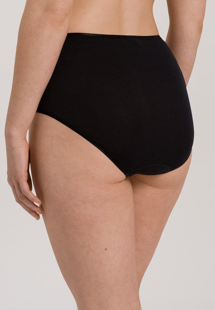 Hanro Cotton Seamless Maxi Briefs - Black - La Donna
