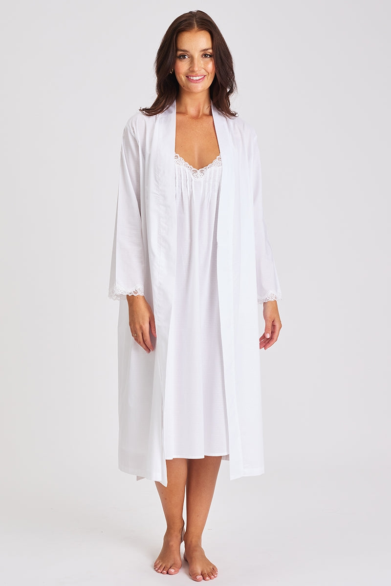 White soft and pretty self spot cotton robe featuring a tie to wrap around.