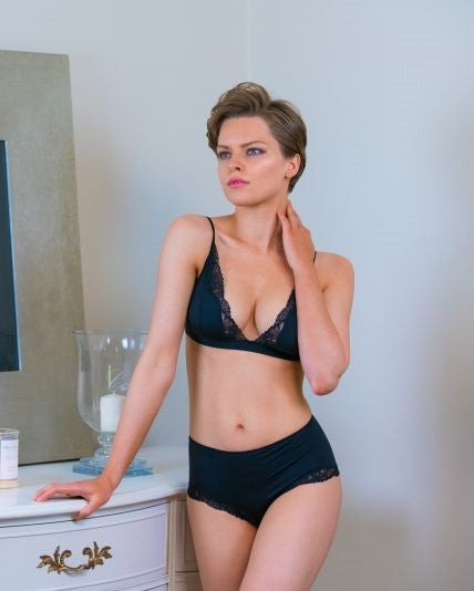 Love & Lustre Classic Lace Boyleg - Black - La Donna