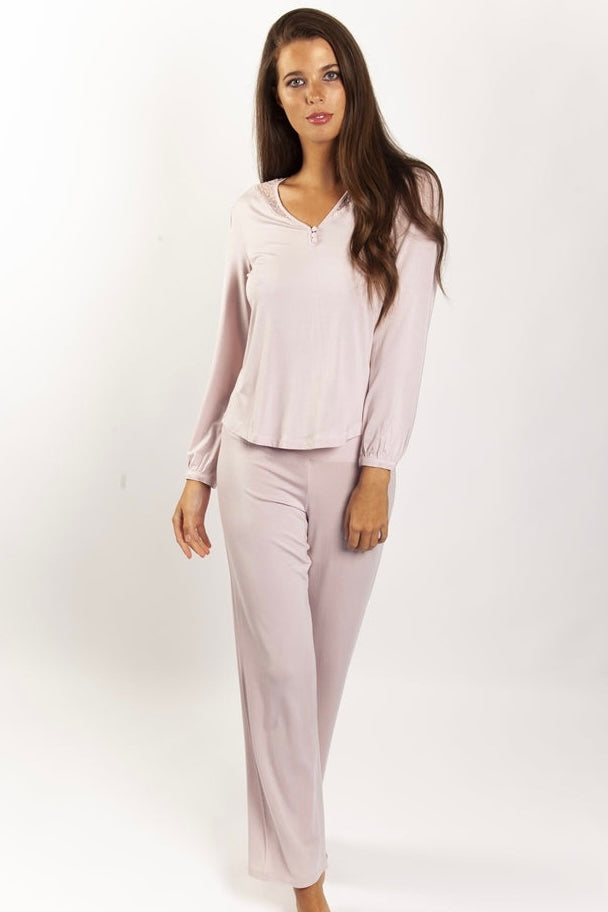 Love & Lustre La Femme PJ Set - La Donna