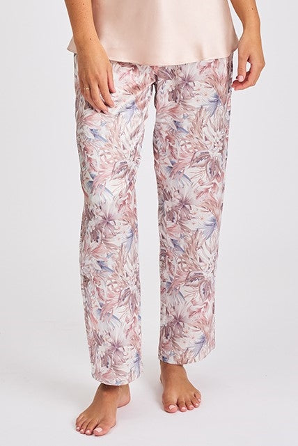 A beautiful premium quality silk sleep pant featuring and elastic waistband with drawstring.