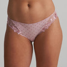 These Rio briefs in vintage pink combine adorable dotted tulle with elegant floral embroidery