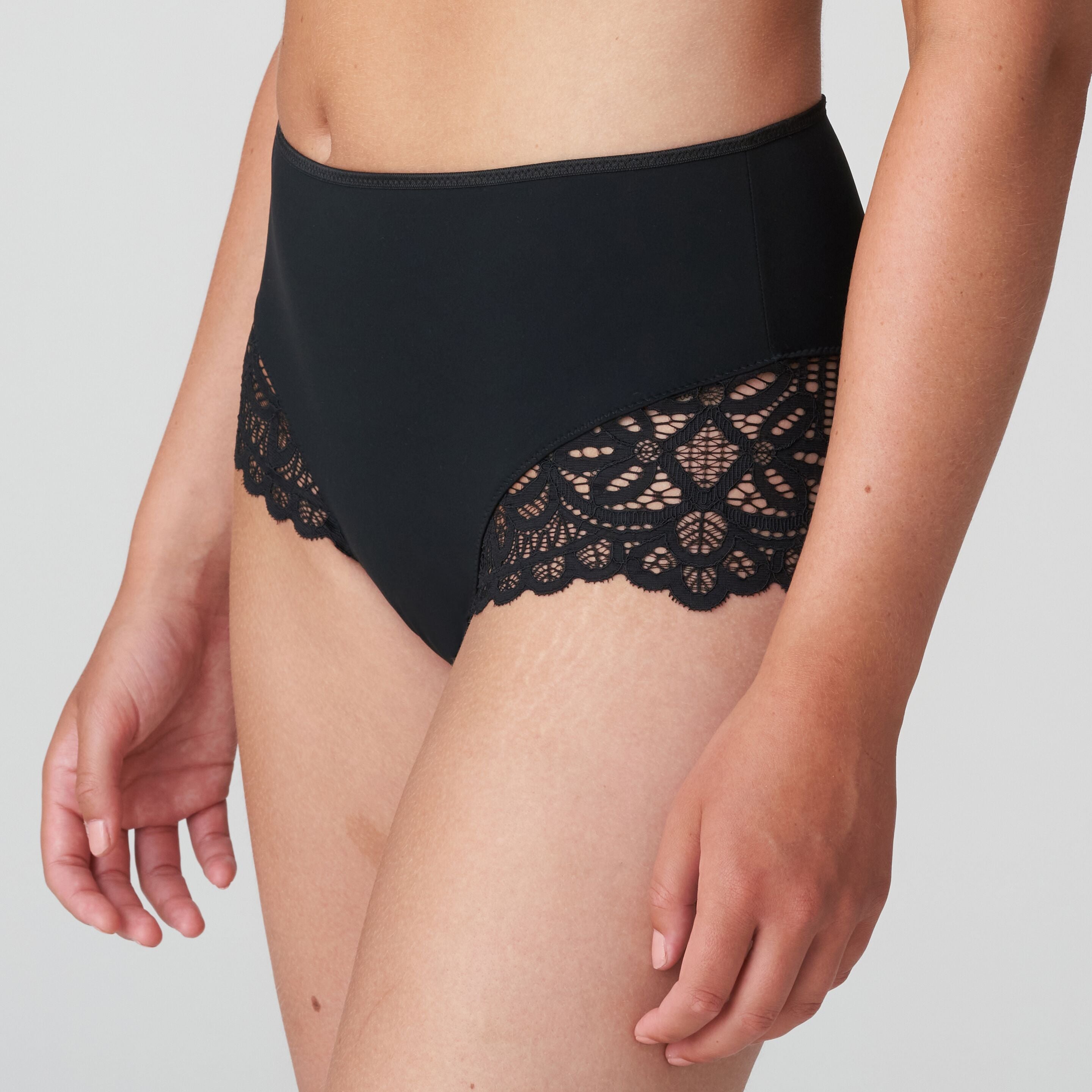 Primadonna First Night Full Brief - La Donna