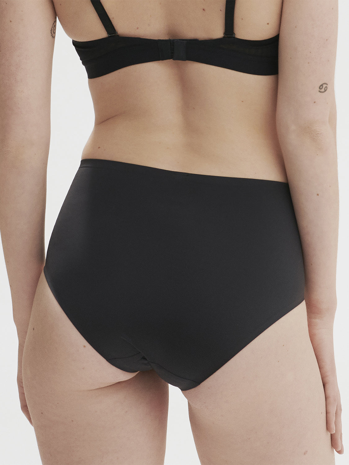 Simone Perele Essentiel Control Brief - Black - La Donna