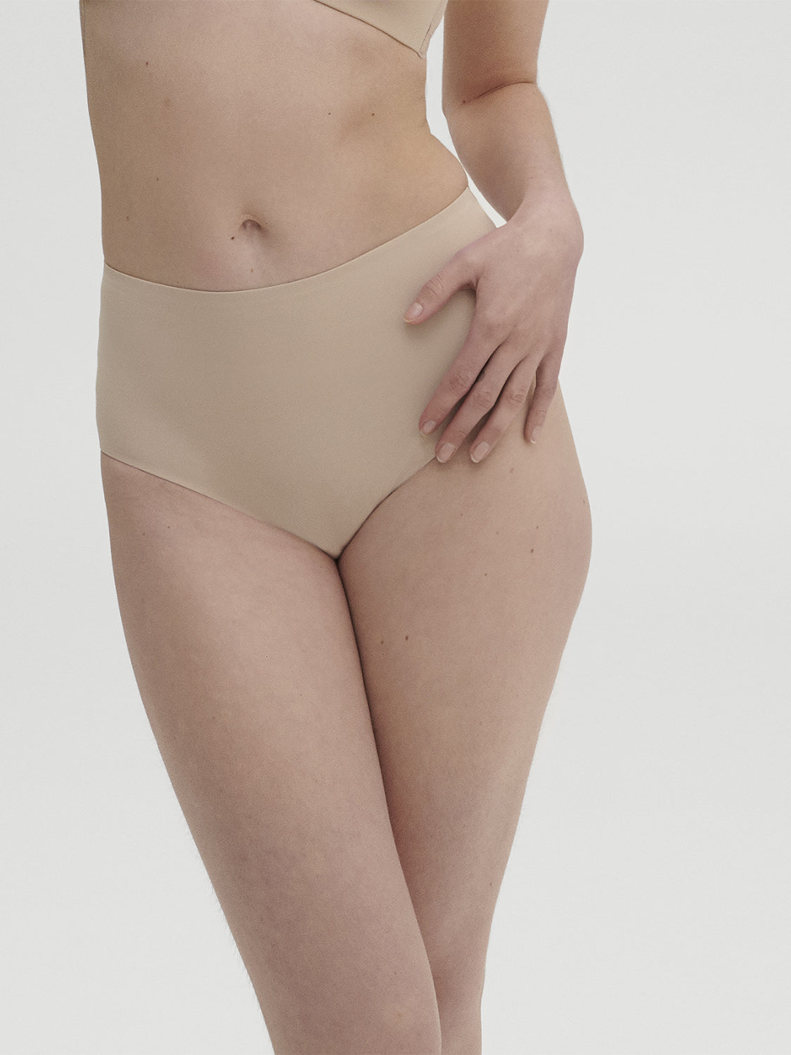 Simone Perele Essentiel Control Brief - Nude - La Donna