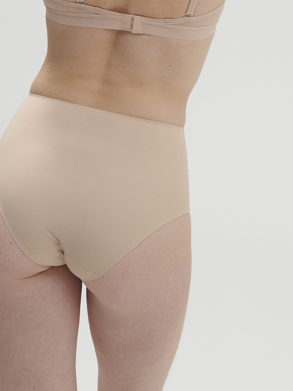 Simone Perele Essentiel Control Brief - Nude - La Donna