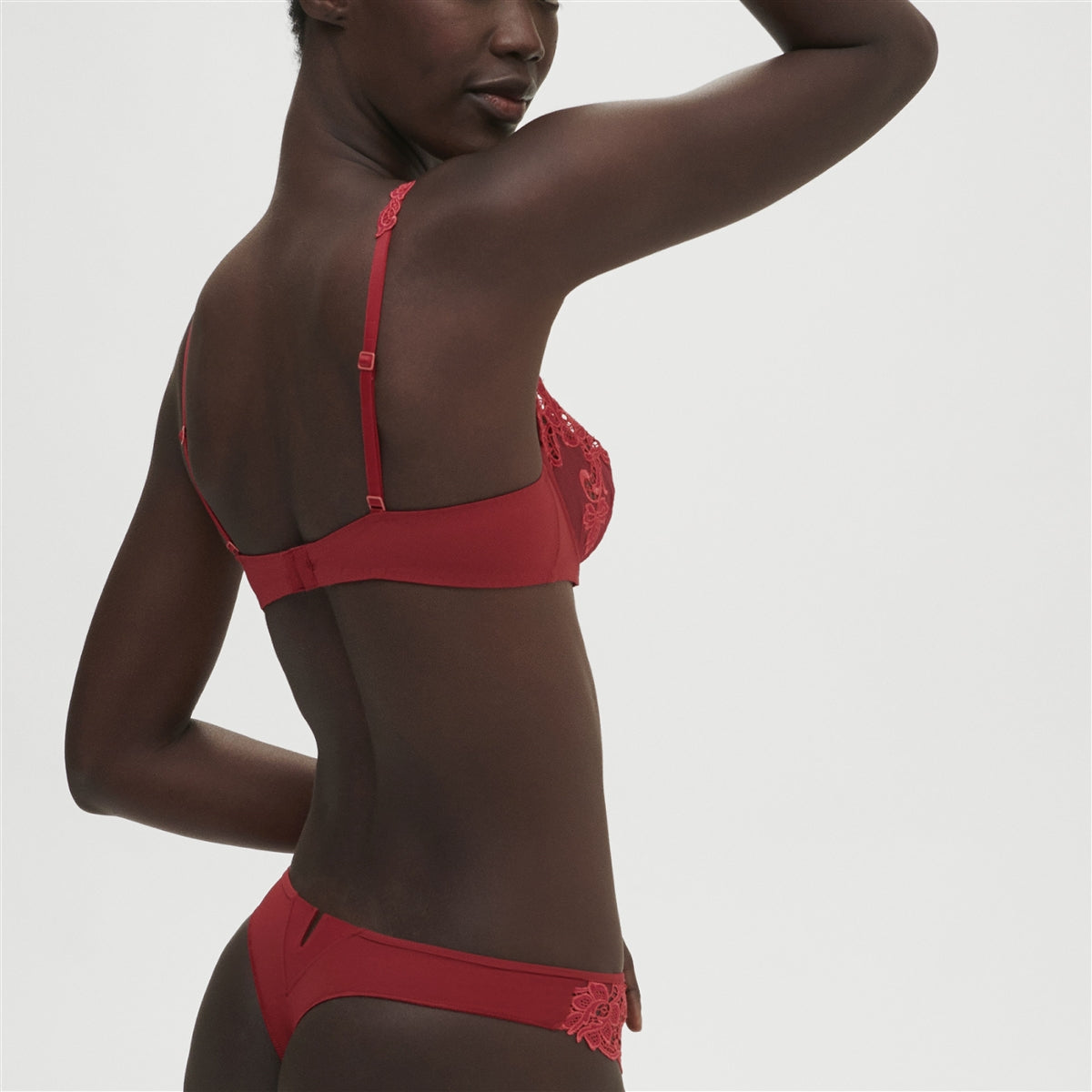 Simone Perele Saga Half Cup Bra - Lipstick Red - La Donna