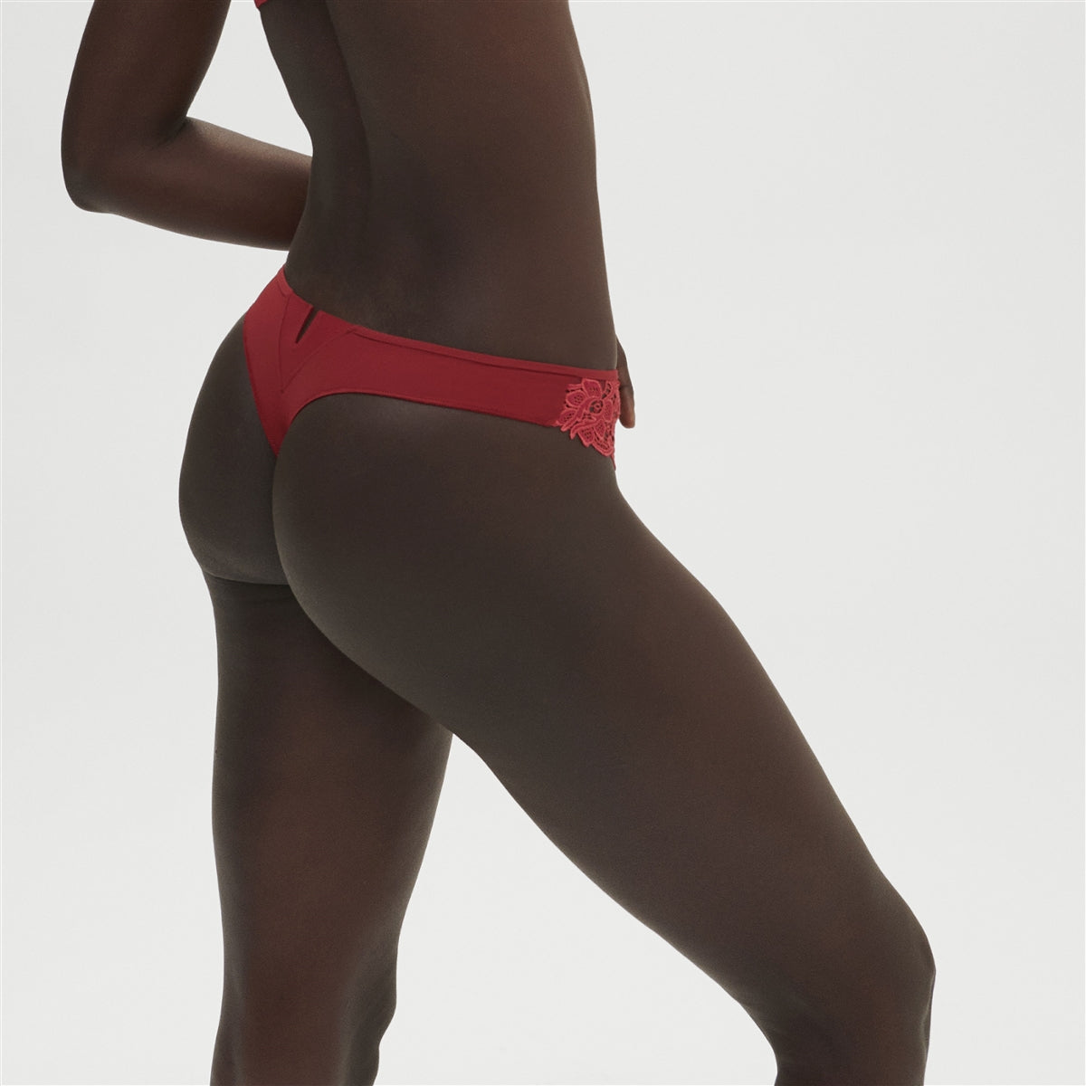 Simone Perele Saga Thong - Lipstick Red - La Donna