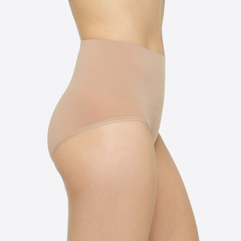 Yummie Ultralight Seamless Shaping Brief - Almond - La Donna