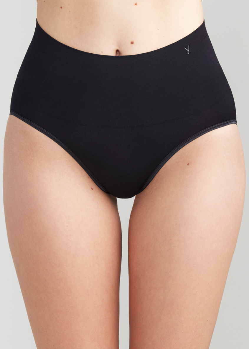 Yummie Ultralight Seamless Shaping Brief - Black - La Donna
