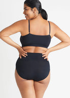 Yummie V-Neck Bralette with Removable Pads - Black - La Donna