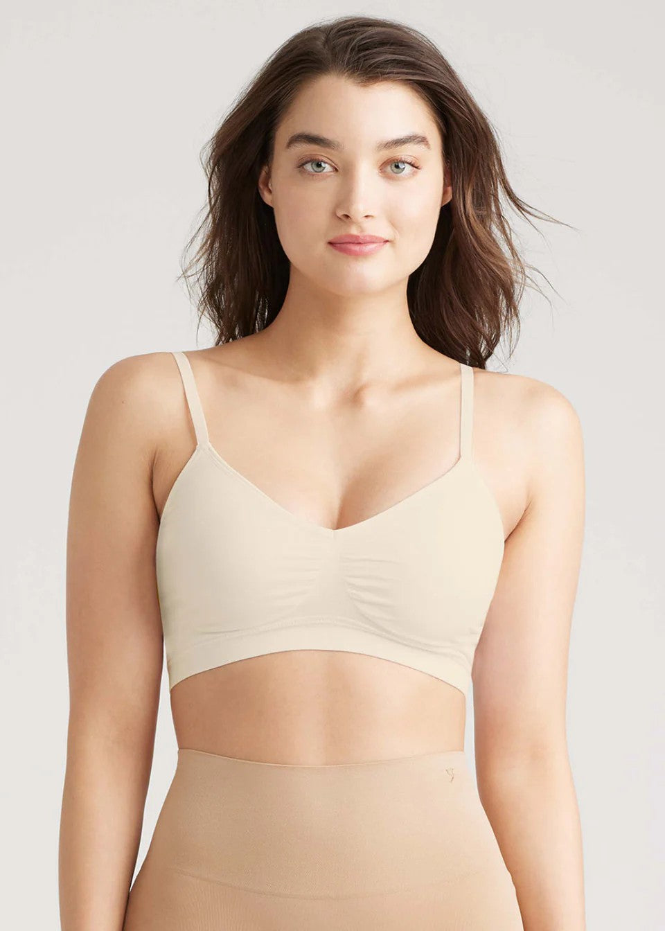 Yummie V-Neck Bralette with Removable Pads - Nude - La Donna